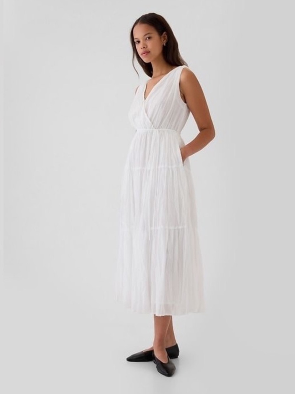 Gap Pleated White Maxi Dress Size M